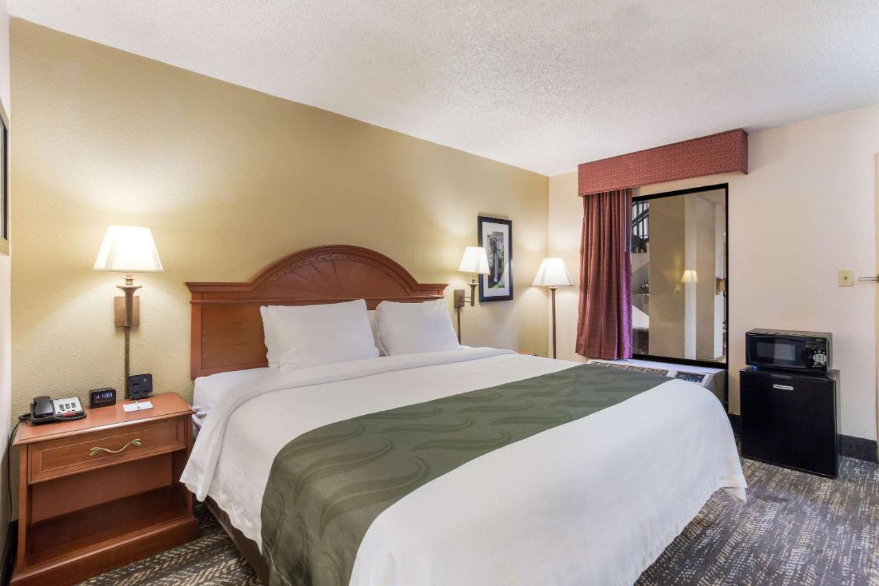 Quality Inn - Hamilton Place Chattanooga Exteriör bild