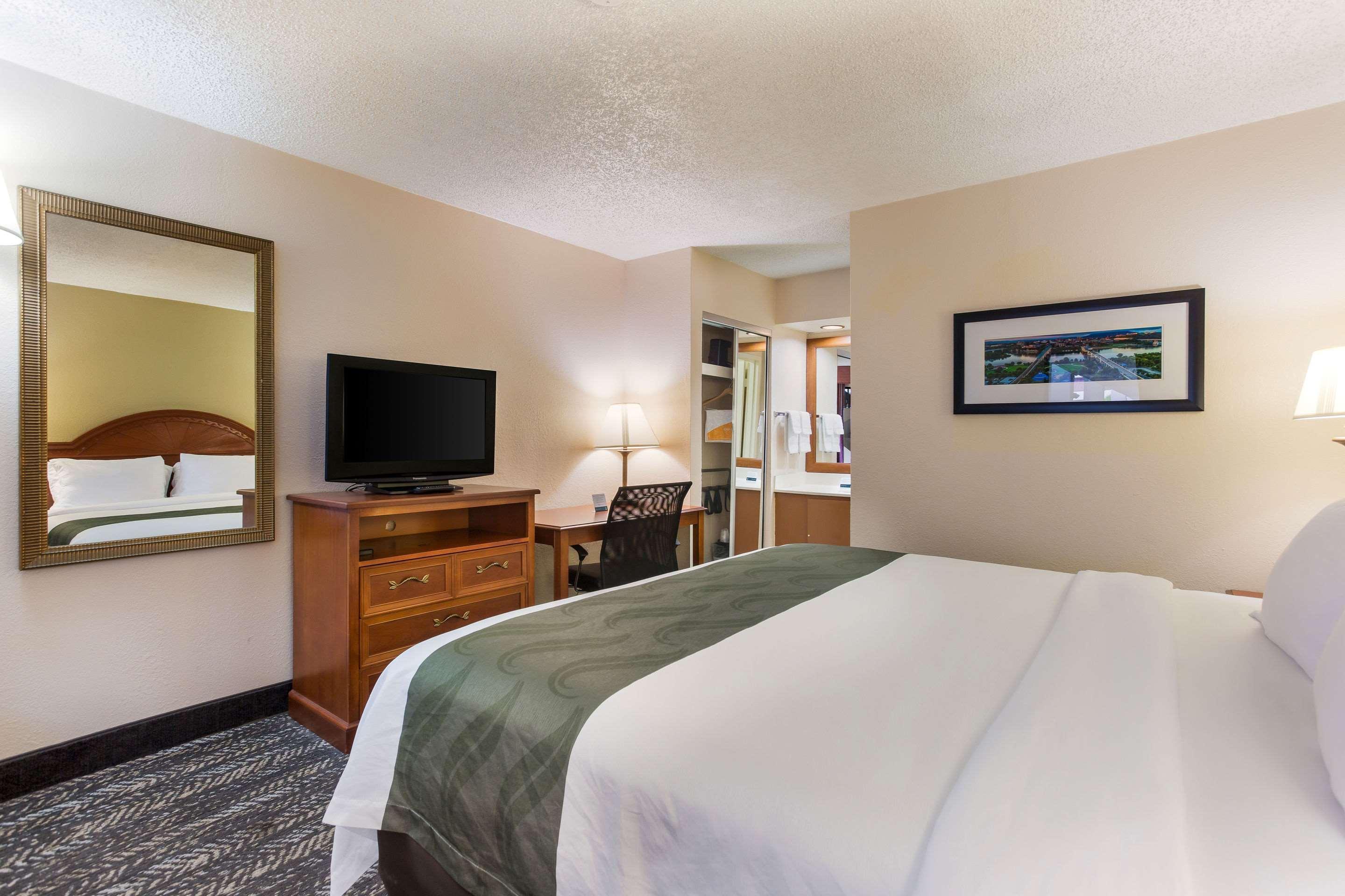 Quality Inn - Hamilton Place Chattanooga Exteriör bild