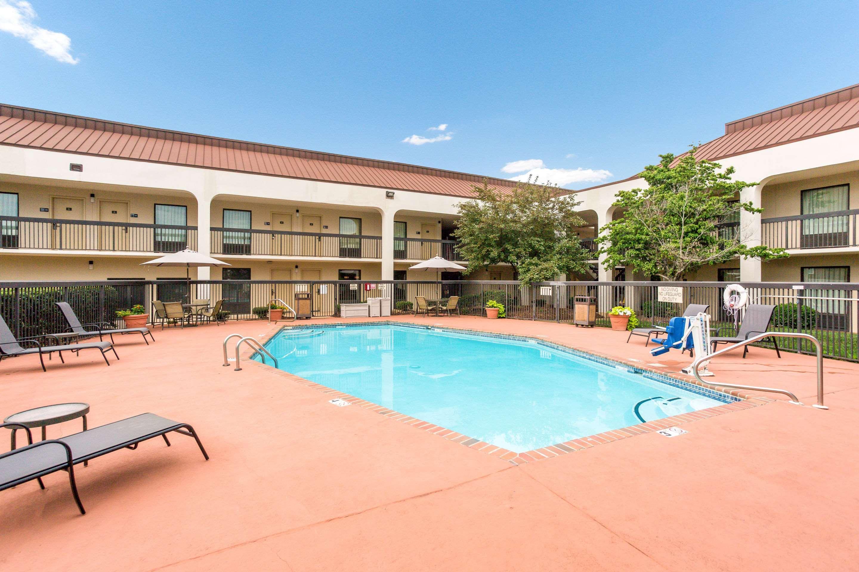 Quality Inn - Hamilton Place Chattanooga Exteriör bild